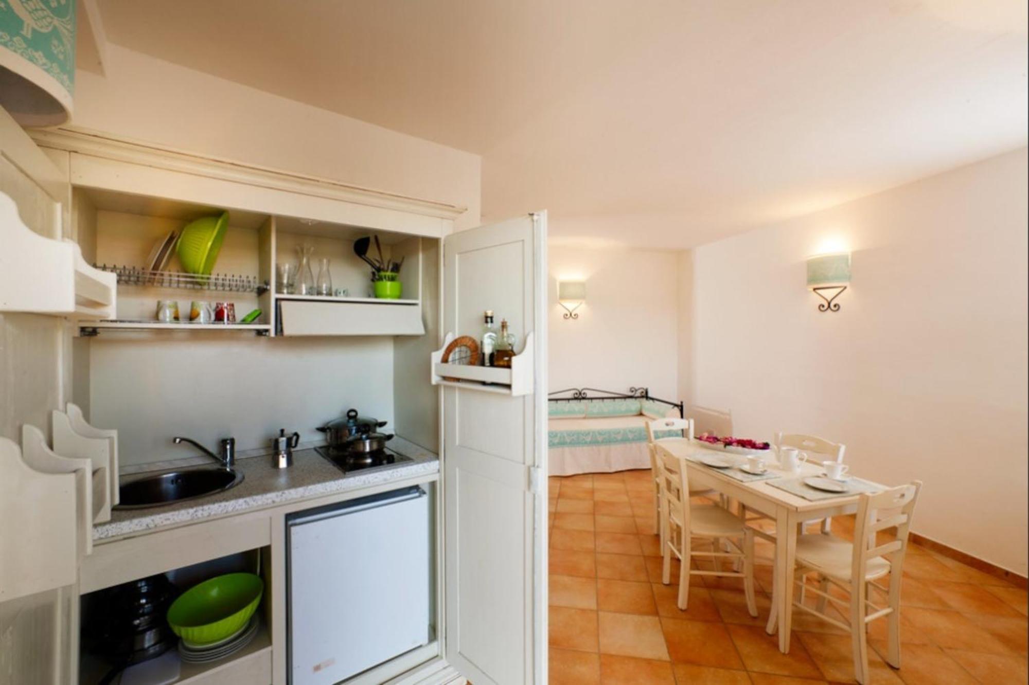 Residence Baia Dei Mirti Vignola Mare Ngoại thất bức ảnh