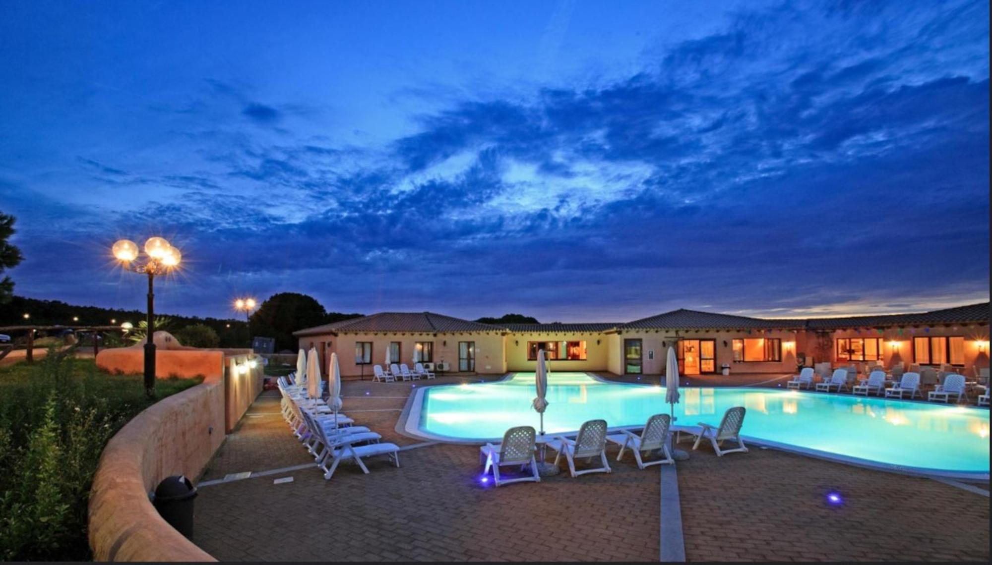 Residence Baia Dei Mirti Vignola Mare Ngoại thất bức ảnh