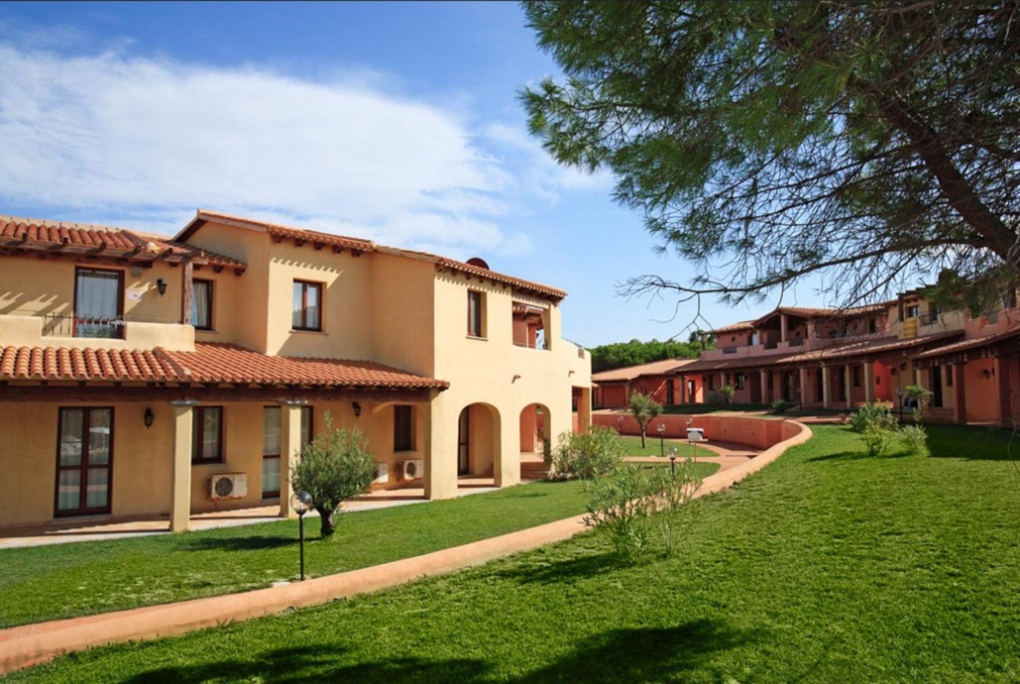 Residence Baia Dei Mirti Vignola Mare Ngoại thất bức ảnh