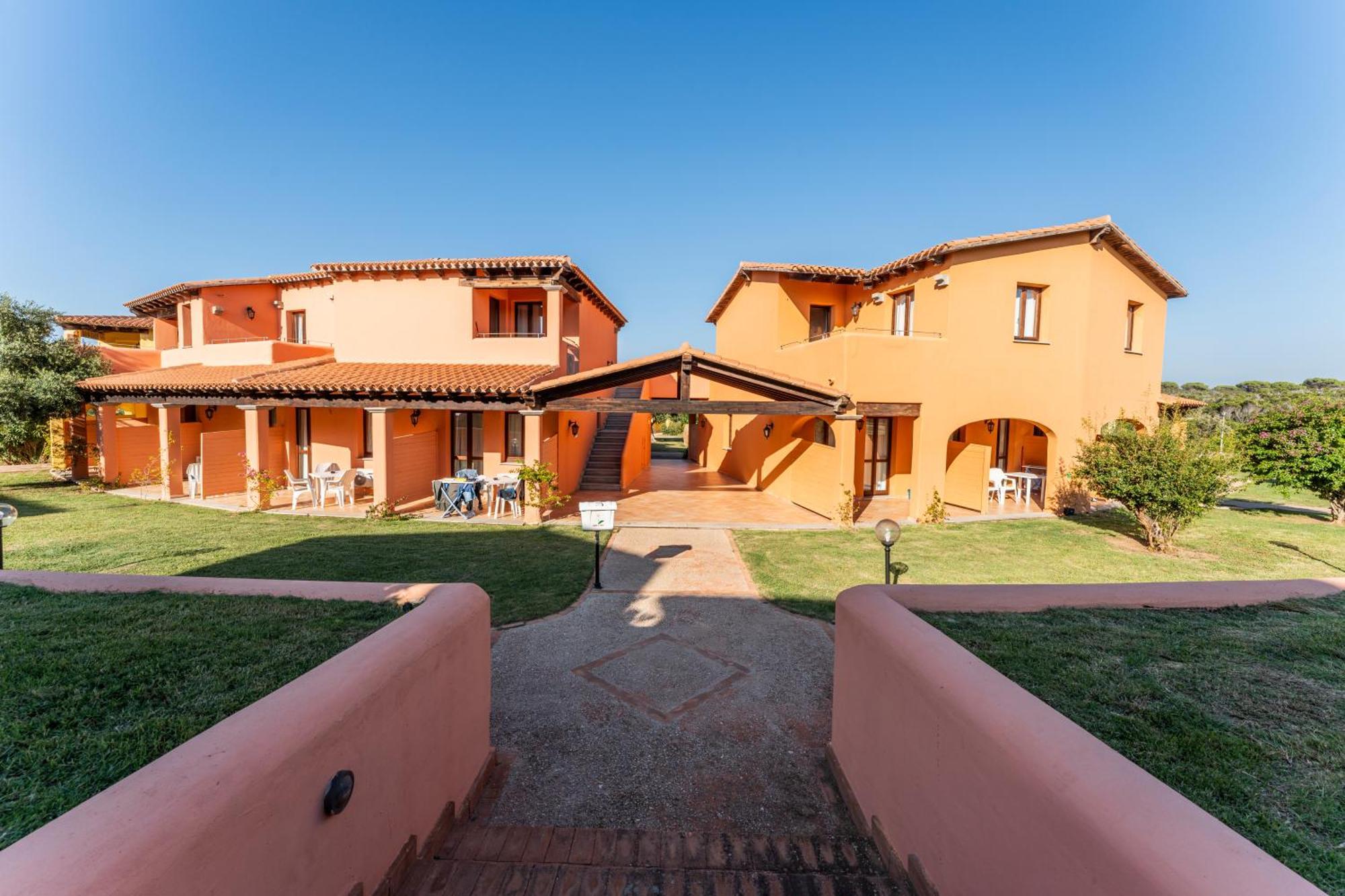Residence Baia Dei Mirti Vignola Mare Ngoại thất bức ảnh