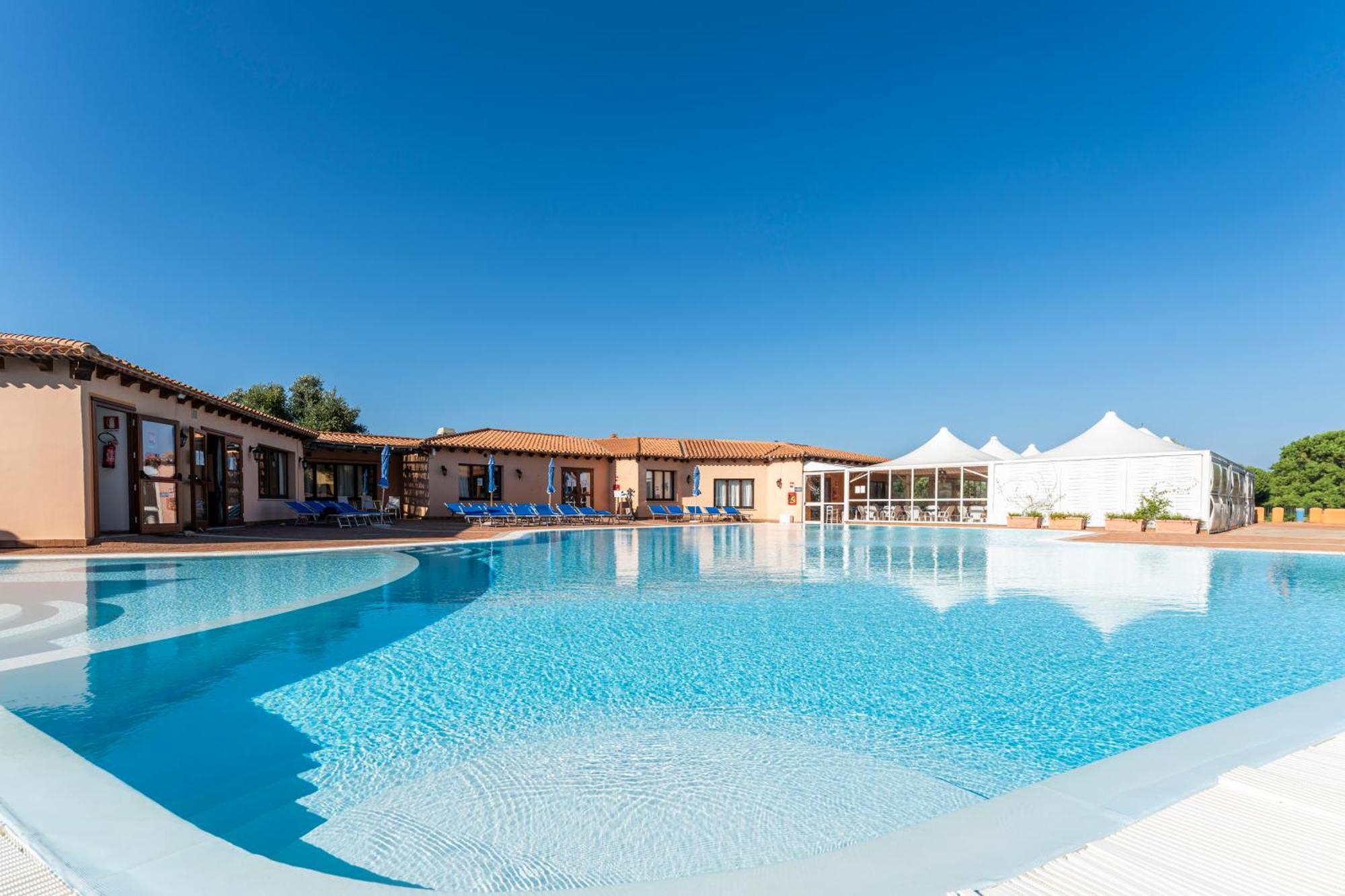 Residence Baia Dei Mirti Vignola Mare Ngoại thất bức ảnh