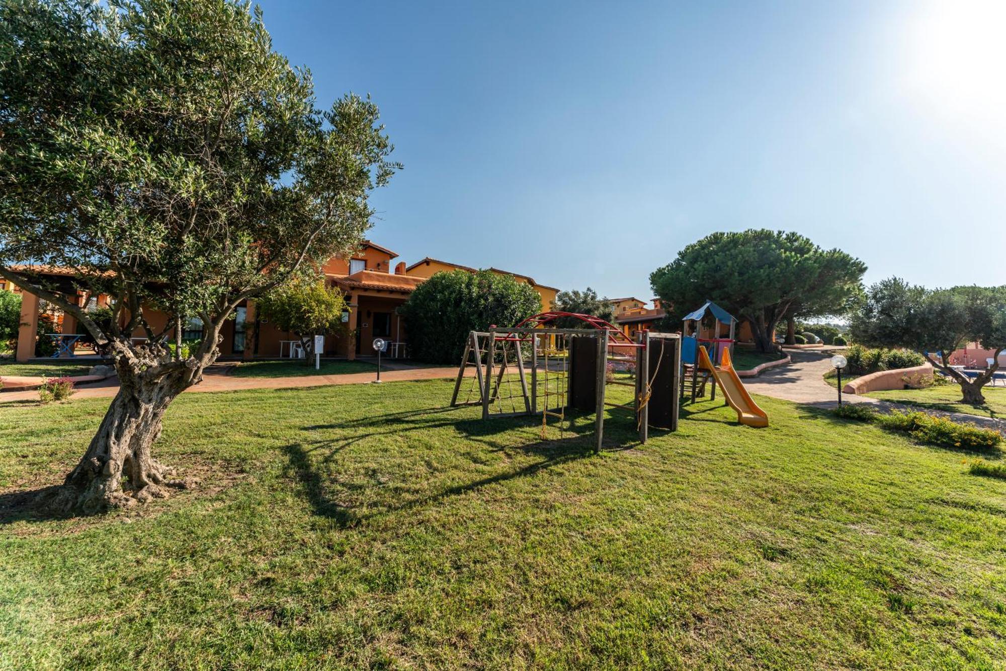 Residence Baia Dei Mirti Vignola Mare Ngoại thất bức ảnh
